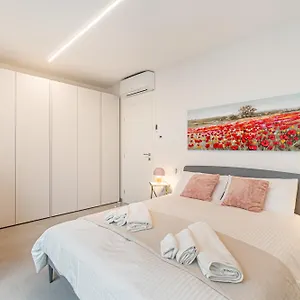 Apartment Urban Garden Lofts By Blue Velvet Livings